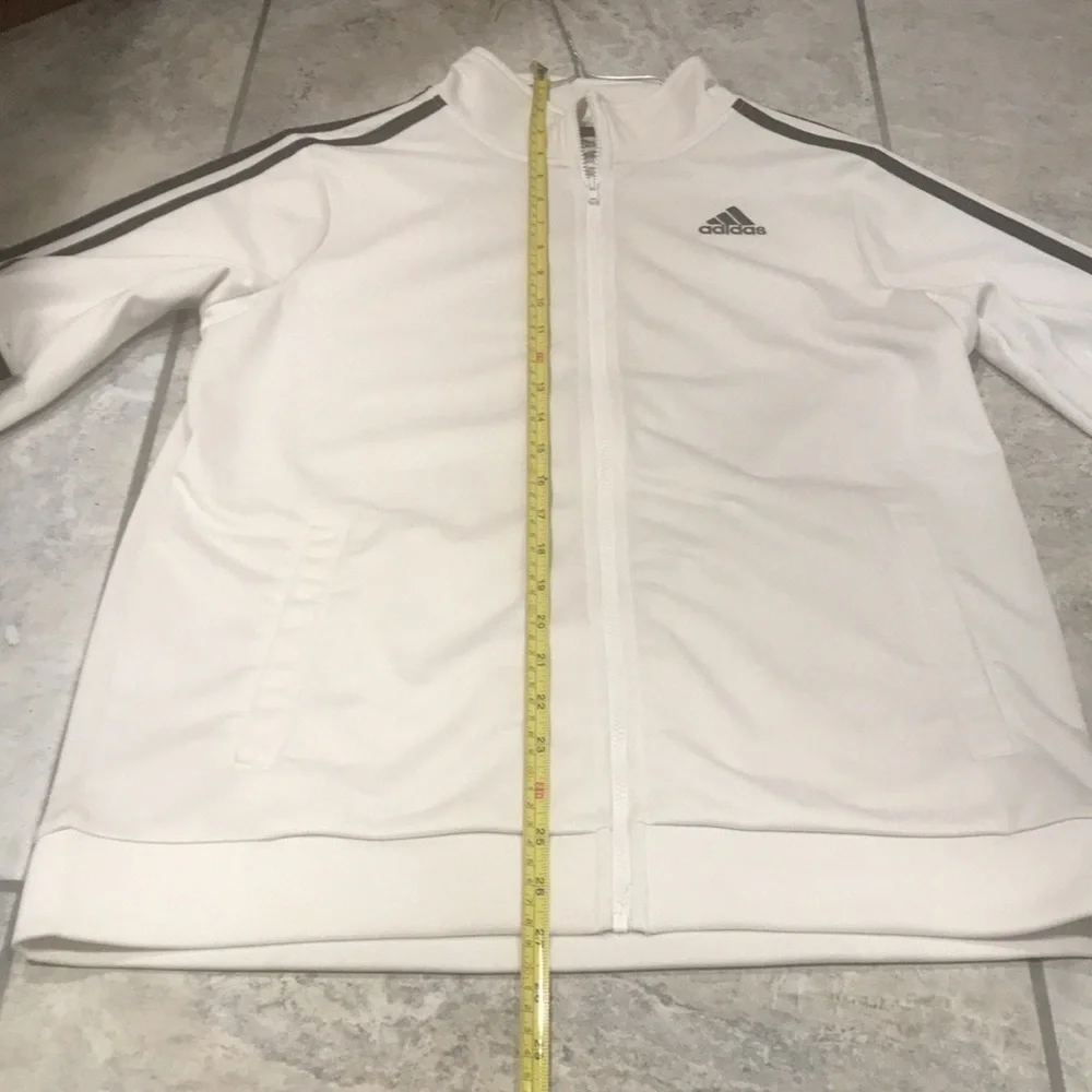 Adidas white full zip up boys size extra large 18-20